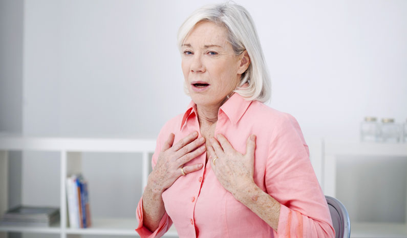 Richtig handeln bei einem Patienten mit Atemnot – 3 Tipps für die Arztpraxis